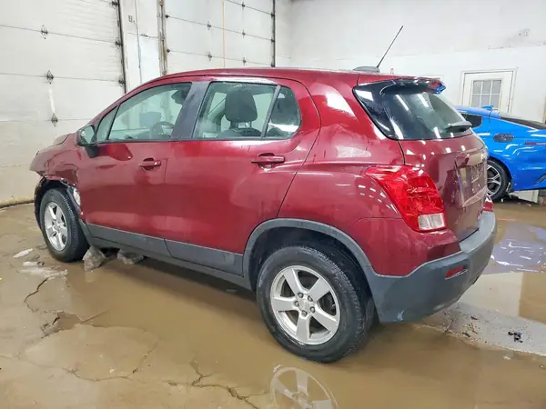 3GNCJNSB1GL260689 2016 CHEVROLET TRAX - Image 2