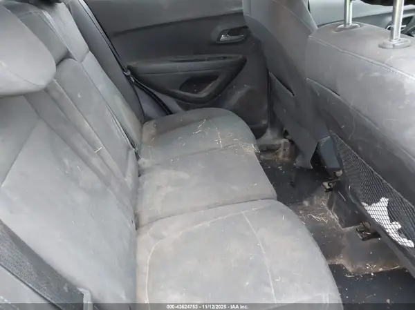 3GNCJNSB1GL261972 2016 CHEVROLET TRAX - Image 8
