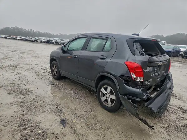 3GNCJNSB1GL275161 2016 CHEVROLET TRAX - Image 2