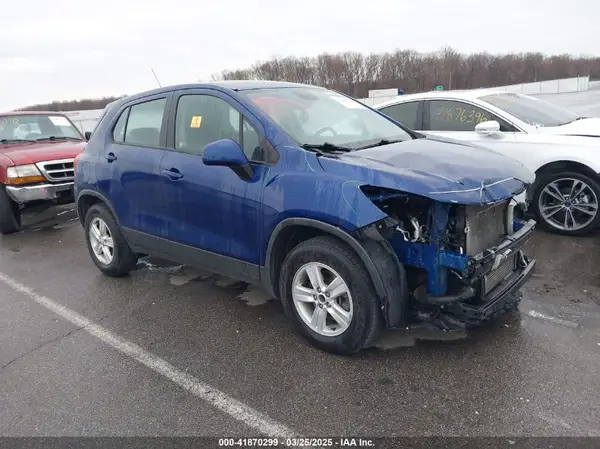 3GNCJNSB1HL190015 2017 CHEVROLET TRAX - Image 1