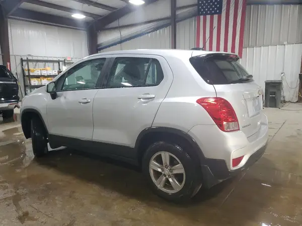 3GNCJNSB1HL275002 2017 CHEVROLET TRAX - Image 2