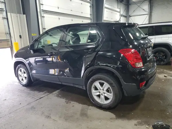3GNCJNSB1JL153973 2018 CHEVROLET TRAX - Image 2