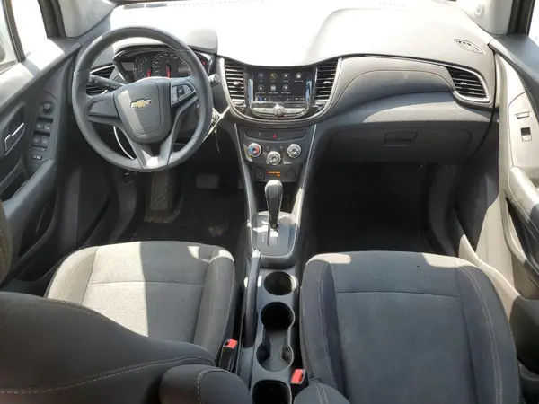3GNCJNSB1JL220247 2018 CHEVROLET TRAX - Image 8