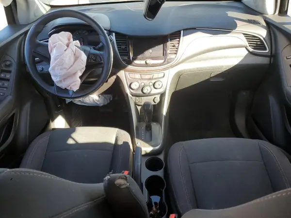 3GNCJNSB1KL157880 2019 CHEVROLET TRAX - Image 8