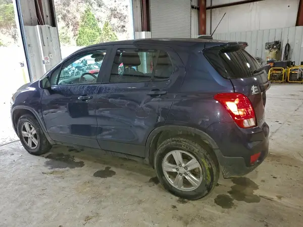 3GNCJNSB1KL164263 2019 CHEVROLET TRAX - Image 2