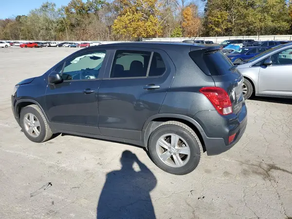 3GNCJNSB1KL179782 2019 CHEVROLET TRAX - Image 2
