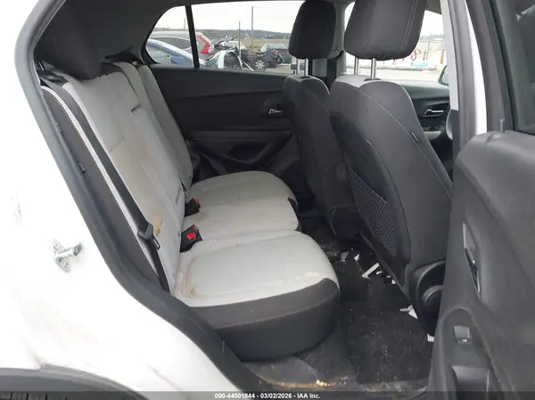 3GNCJNSB1KL250804 2019 CHEVROLET TRAX - Image 8