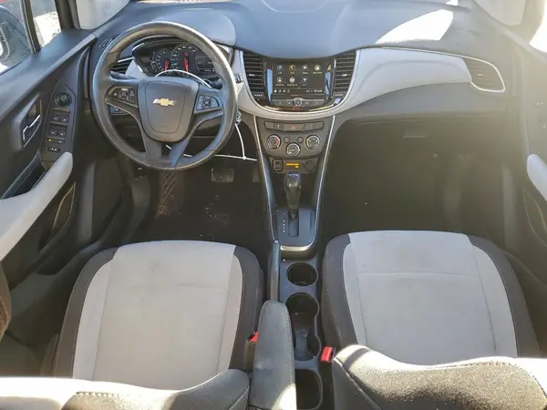 3GNCJNSB1KL254139 2019 CHEVROLET TRAX - Image 8