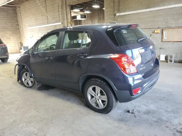 3GNCJNSB1KL266971 2019 CHEVROLET TRAX - Image 2