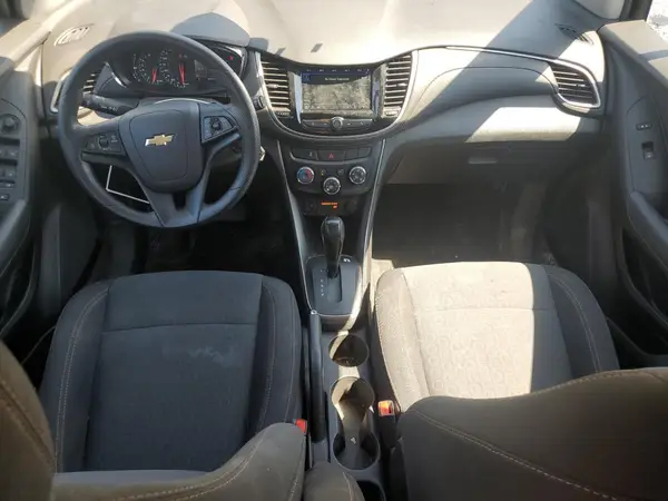 3GNCJNSB1KL397138 2019 CHEVROLET TRAX - Image 8