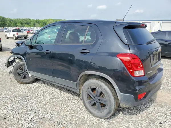 3GNCJNSB1LL134584 2020 CHEVROLET TRAX - Image 2