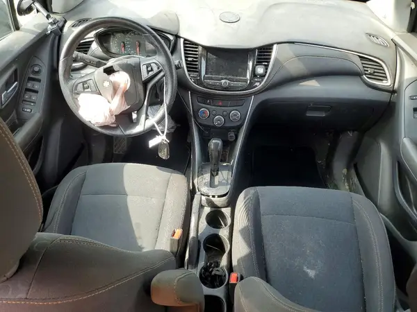 3GNCJNSB1LL134584 2020 CHEVROLET TRAX - Image 8