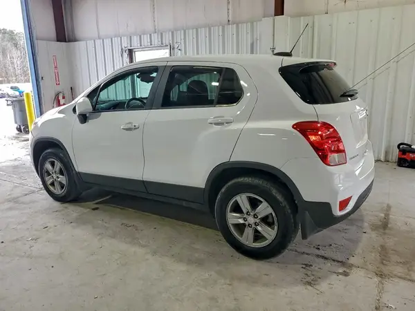 3GNCJNSB1LL162207 2020 CHEVROLET TRAX - Image 2