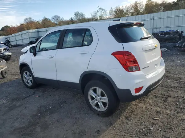 3GNCJNSB1LL162384 2020 CHEVROLET TRAX - Image 2