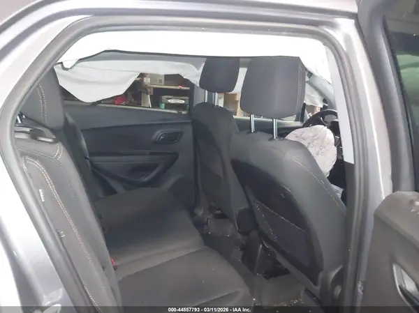 3GNCJNSB1LL187284 2020 CHEVROLET TRAX - Image 8