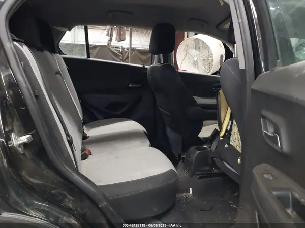 3GNCJNSB1LL214659 2020 CHEVROLET TRAX - Image 8
