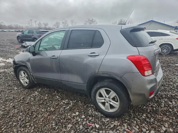 3GNCJNSB1LL224091 2020 CHEVROLET TRAX - Image 2