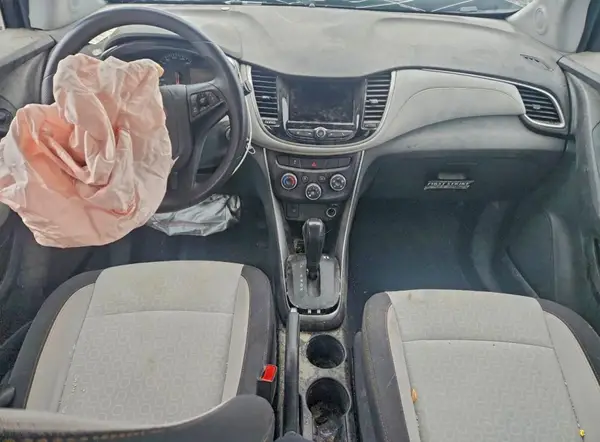 3GNCJNSB1LL224091 2020 CHEVROLET TRAX - Image 8