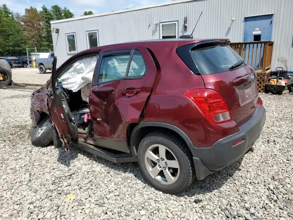 3GNCJNSB2GL131957 2016 CHEVROLET TRAX - Image 2