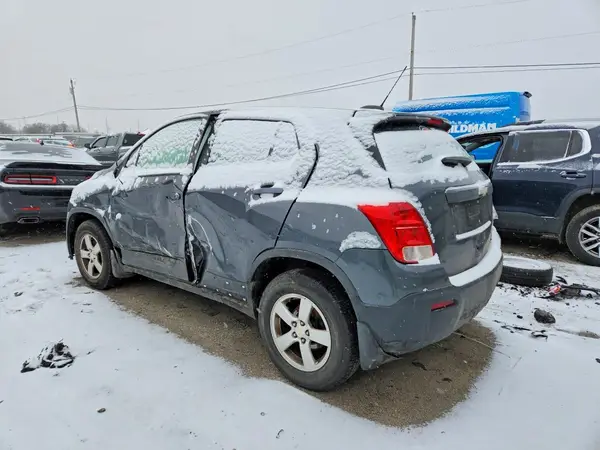 3GNCJNSB2GL172069 2016 CHEVROLET TRAX - Image 2