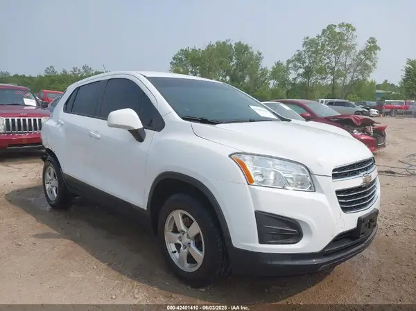 3GNCJNSB2GL184691 2016 CHEVROLET TRAX - Image 1