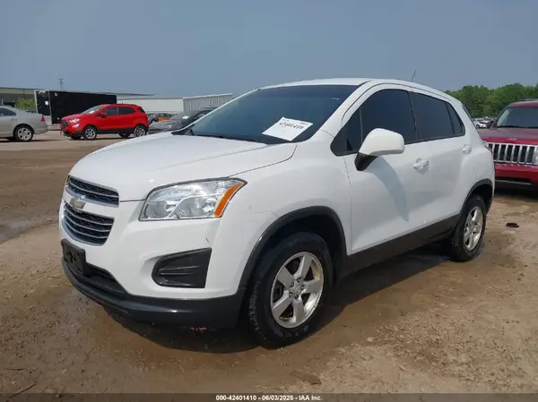 3GNCJNSB2GL184691 2016 CHEVROLET TRAX - Image 2
