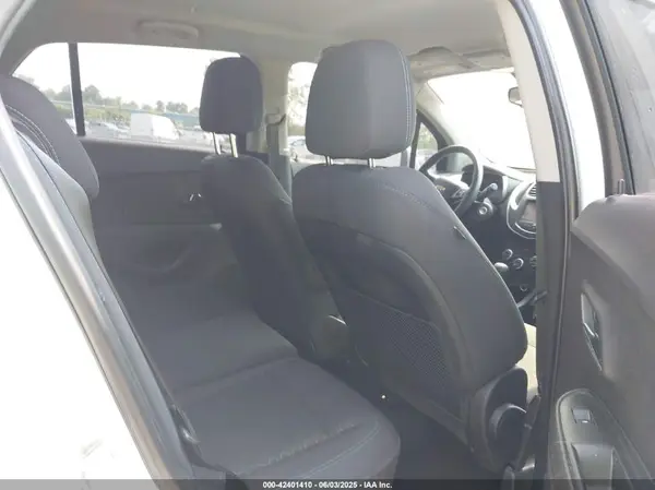 3GNCJNSB2GL184691 2016 CHEVROLET TRAX - Image 8