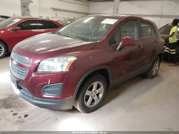 3GNCJNSB2GL255338 2016 CHEVROLET TRAX - Image 2