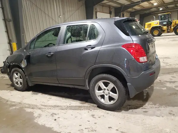 3GNCJNSB2GL260118 2016 CHEVROLET TRAX - Image 2