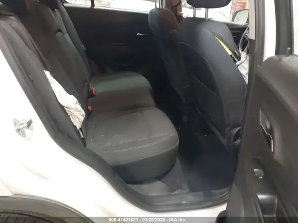 3GNCJNSB2GL279607 2016 CHEVROLET TRAX - Image 8