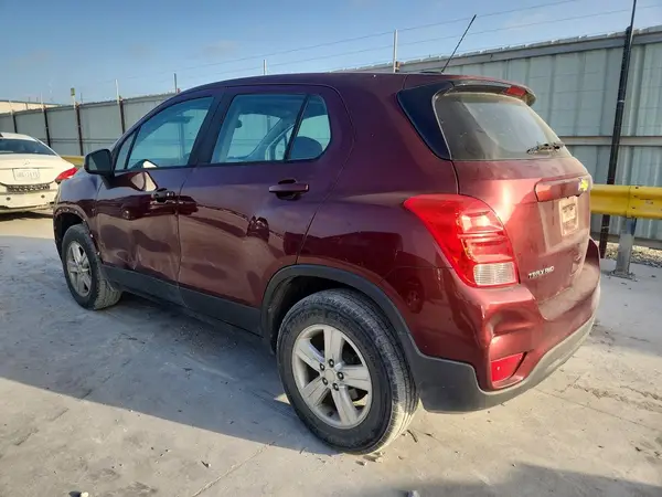 3GNCJNSB2HL200602 2017 CHEVROLET TRAX - Image 2