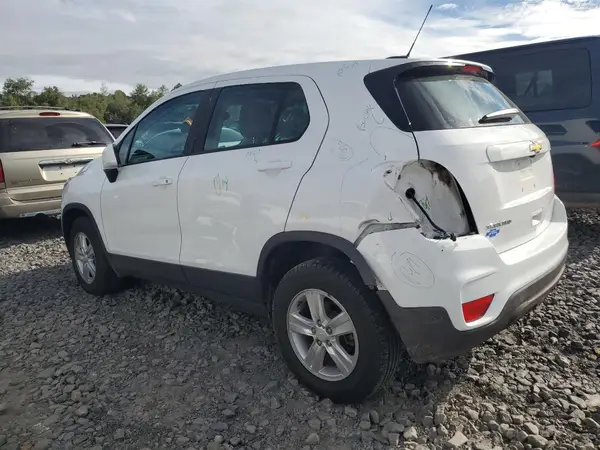 3GNCJNSB2HL256880 2017 CHEVROLET TRAX - Image 2