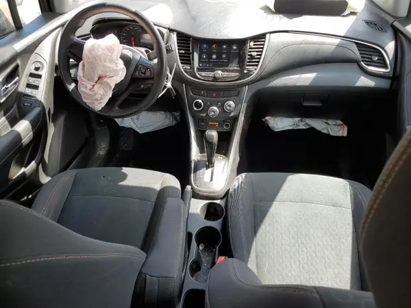 3GNCJNSB2JL213503 2018 CHEVROLET TRAX - Image 8