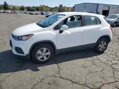3GNCJNSB2JL277184 2018 CHEVROLET TRAX