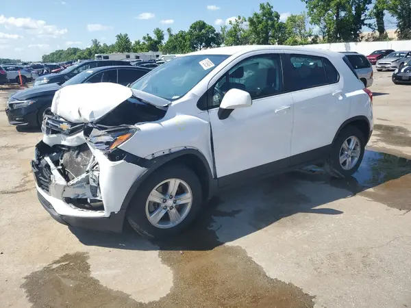 3GNCJNSB2JL295846 2018 CHEVROLET TRAX - Image 1