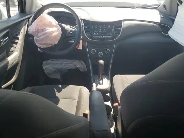 3GNCJNSB2JL295846 2018 CHEVROLET TRAX - Image 8