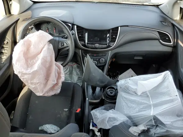 3GNCJNSB2KL169486 2019 CHEVROLET TRAX - Image 8