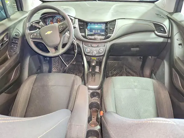 3GNCJNSB2KL217147 2019 CHEVROLET TRAX - Image 8