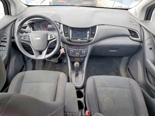 3GNCJNSB2KL217150 2019 CHEVROLET TRAX - Image 8