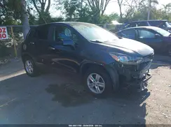 3GNCJNSB2KL223871 2019 CHEVROLET TRAX