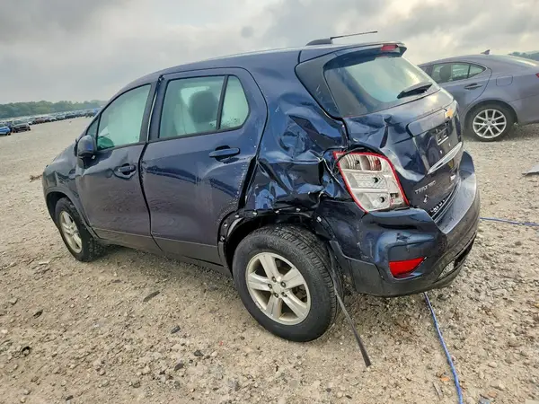 3GNCJNSB2KL232019 2019 CHEVROLET TRAX - Image 2