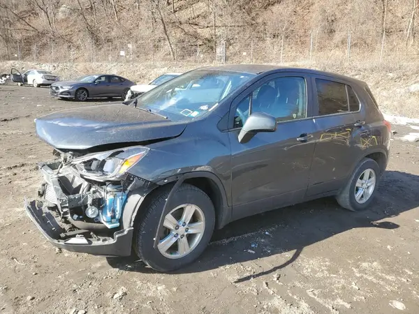 3GNCJNSB2KL241089 2019 CHEVROLET TRAX - Image 1