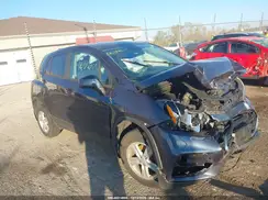 3GNCJNSB2KL250472 2019 CHEVROLET TRAX