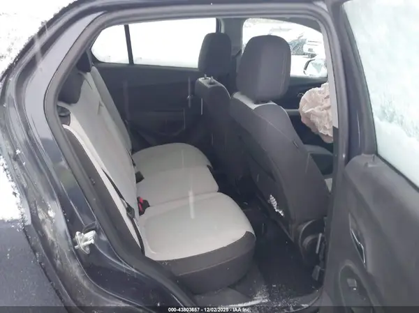 3GNCJNSB2KL262394 2019 CHEVROLET TRAX - Image 8