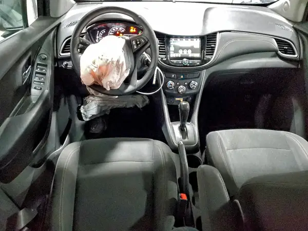 3GNCJNSB2KL278949 2019 CHEVROLET TRAX - Image 8