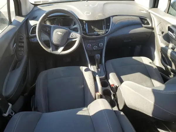 3GNCJNSB2KL282998 2019 CHEVROLET TRAX - Image 8