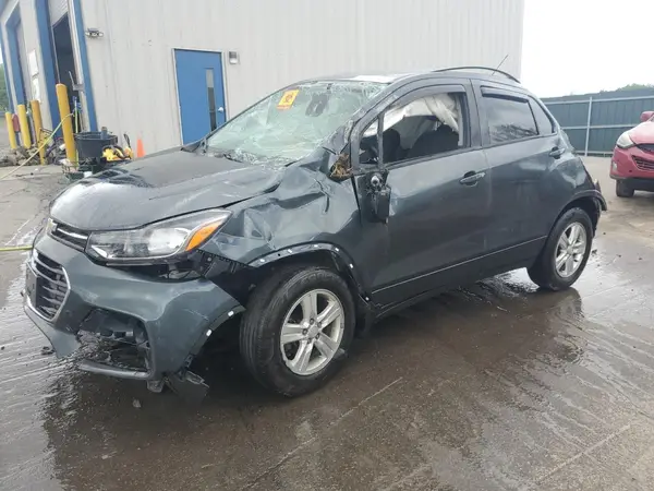 3GNCJNSB2LL107197 2020 CHEVROLET TRAX - Image 1