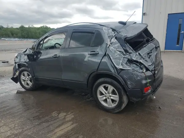 3GNCJNSB2LL107197 2020 CHEVROLET TRAX - Image 2
