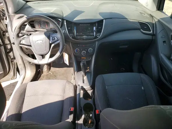 3GNCJNSB2LL120998 2020 CHEVROLET TRAX - Image 8