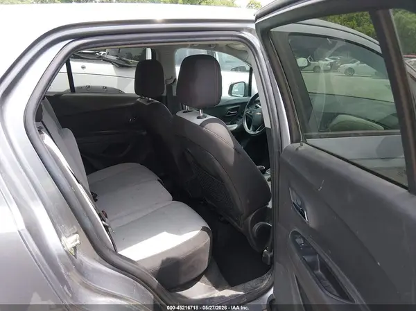 3GNCJNSB2LL143780 2020 CHEVROLET TRAX - Image 8